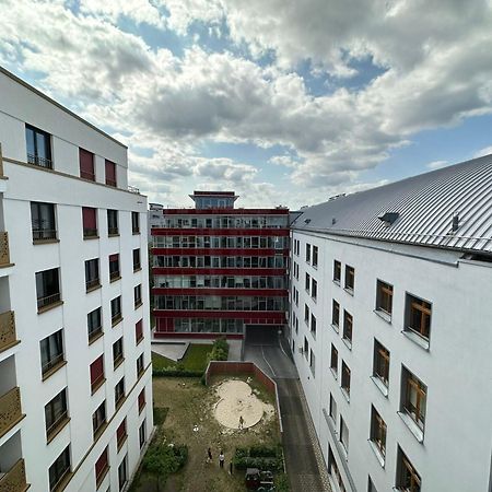 Either Private 2B2B Or Shared 1B1B, Luxury, Bright, Spacious Berlin Exterior foto